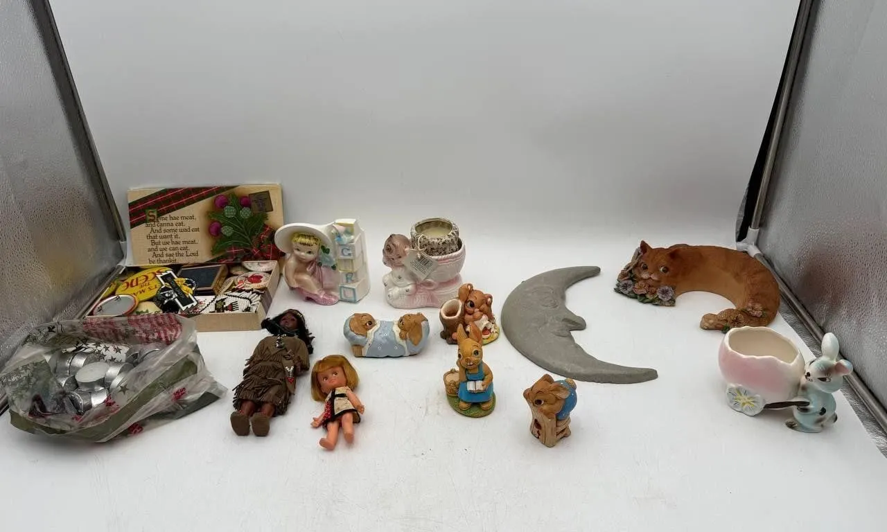 Vintage Figurines Dolls & Collectibles Mixed Lot
