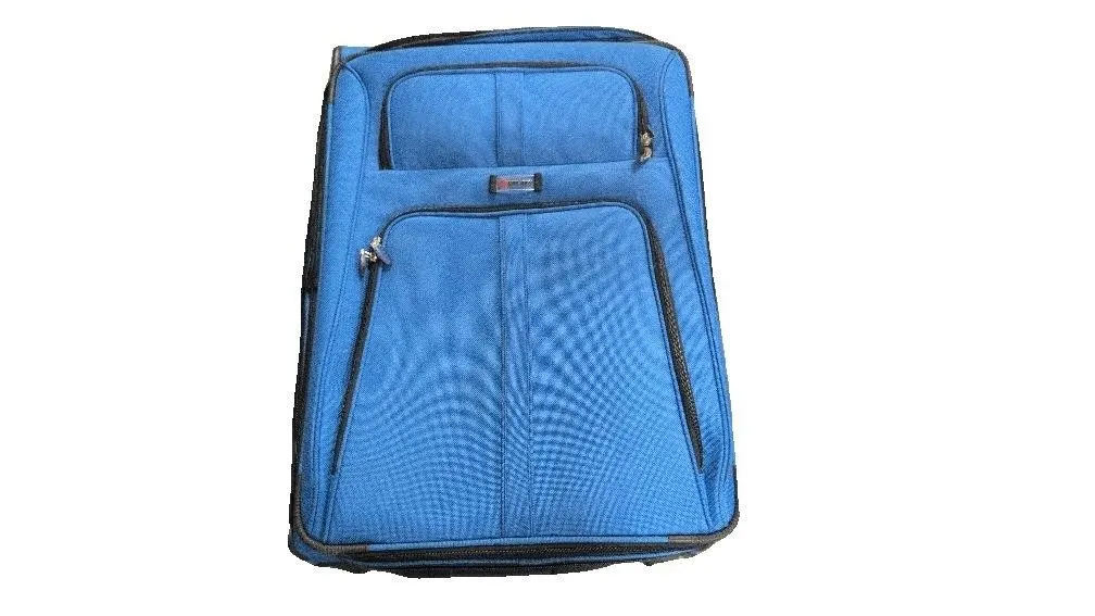NEW $223 Delsey Zip-Up Suitcase 20"x10.5"x30"