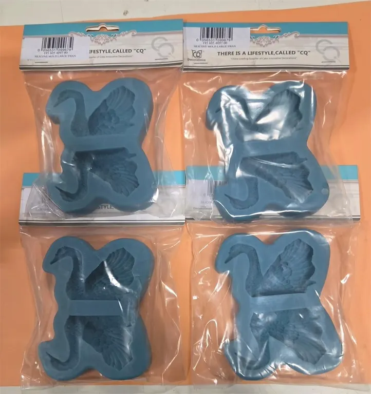 4 pk Silicone Swan Mold