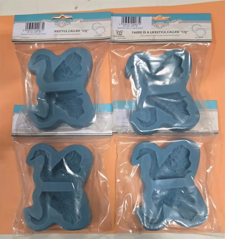 4 pk Silicone Swan Mold