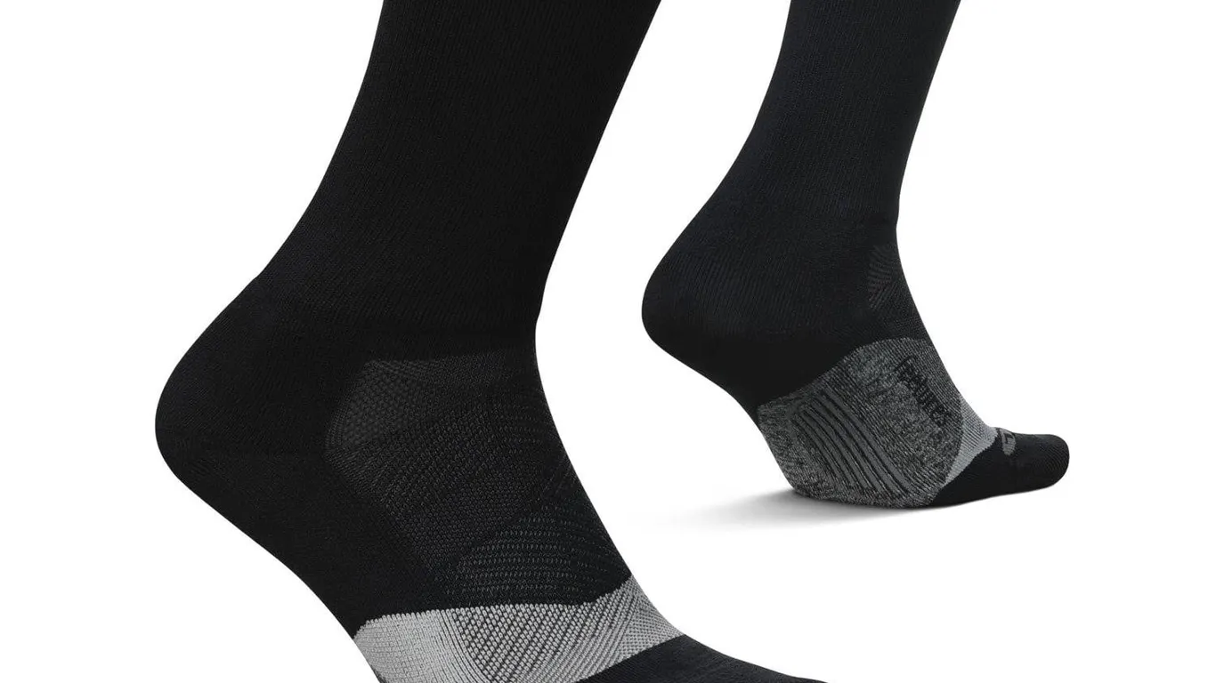 Feetures Elite Light Cushion Mini Crew Sock Med