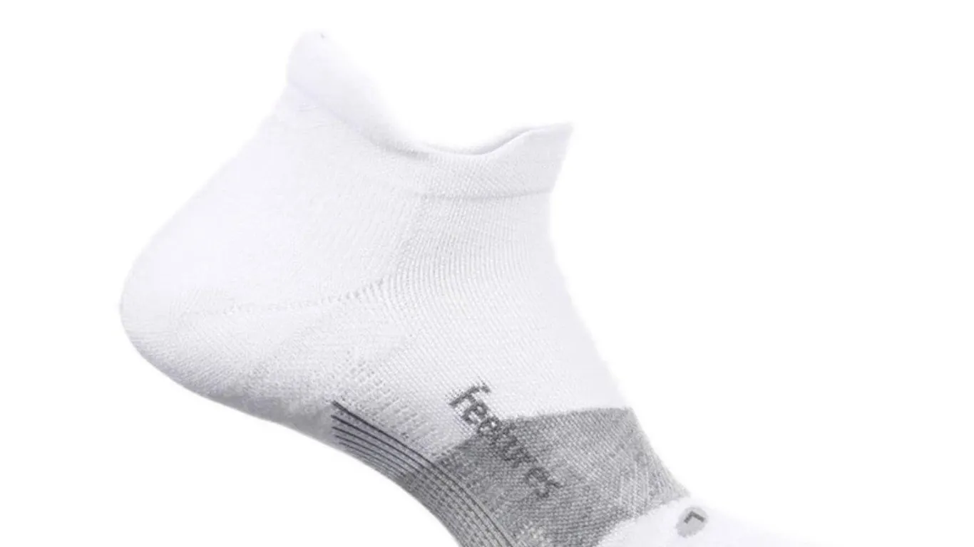 Feetures Unisex Golf Max Cushion Socks White...