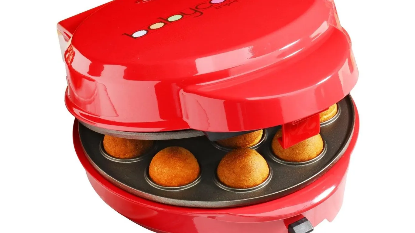 Babycakes 3-in-1 Mini Treat Maker Red