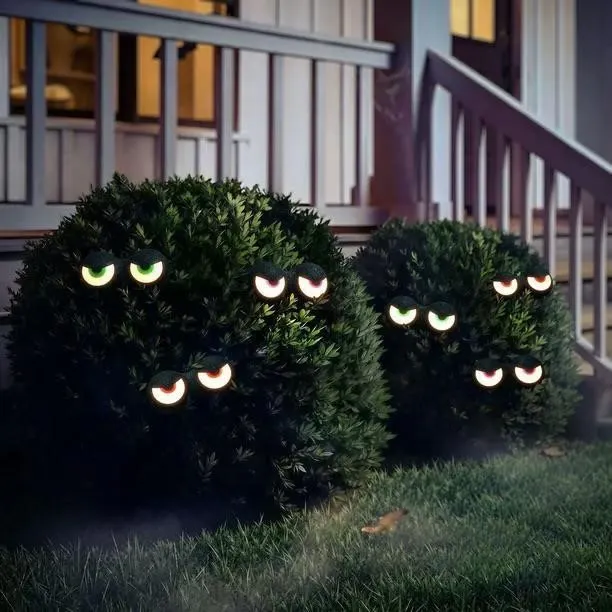 LED Blinking Spooky Eyes Halloween Decor 6pk