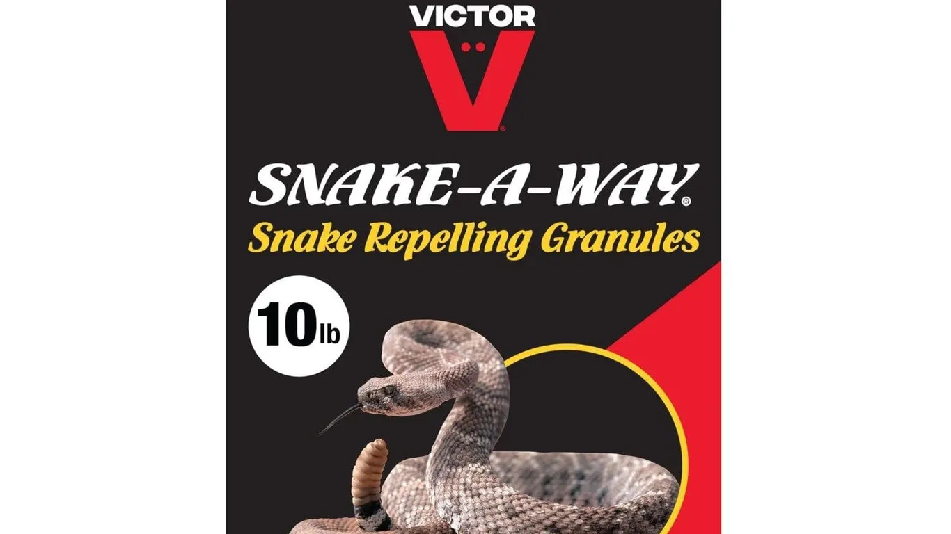 Victor Snake-A-Way Snake Repellent 10 lb Bag