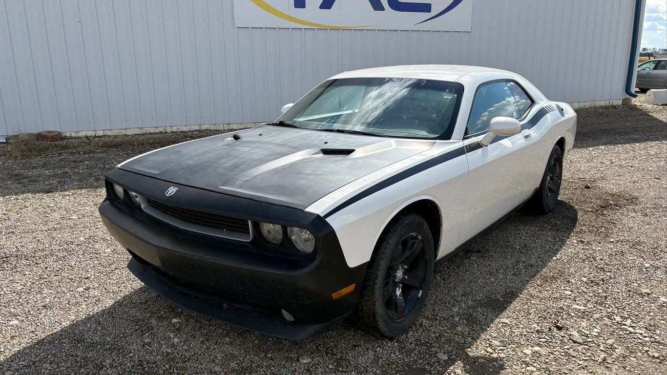 2010 DODGE CHALLENGER SE 2DR