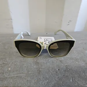 Fendi Sunglasses - Qty 1