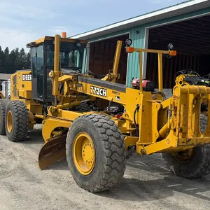 2004 John Deere 772CH Series II motor grader