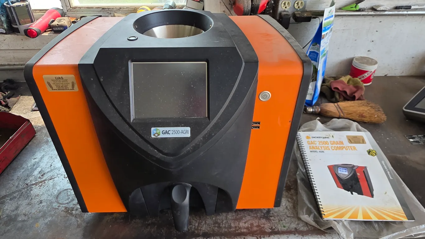 GAC 2500 Moisture Tester