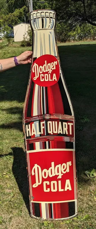 TIN HALF QUART BOTTLE SIGN DODGER COLA