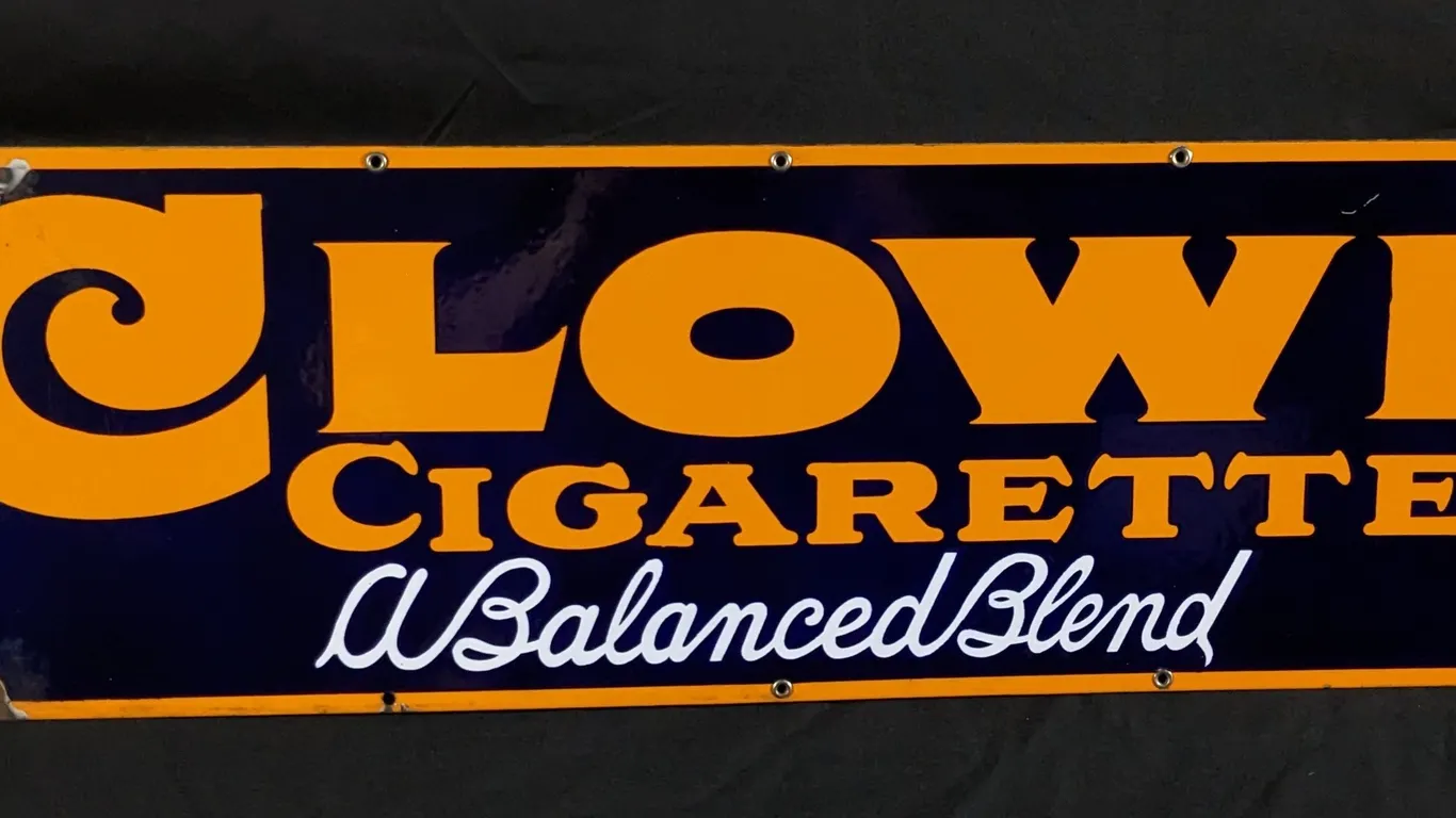 PORCELAIN SIGN CLOWN CIGARETTES A BALANCED BLEND