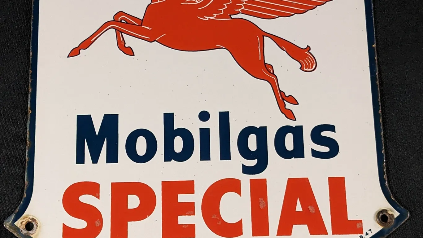 PORCELAIN GAS PUMP SIGN MOBIL MOBILGAS SPECIAL