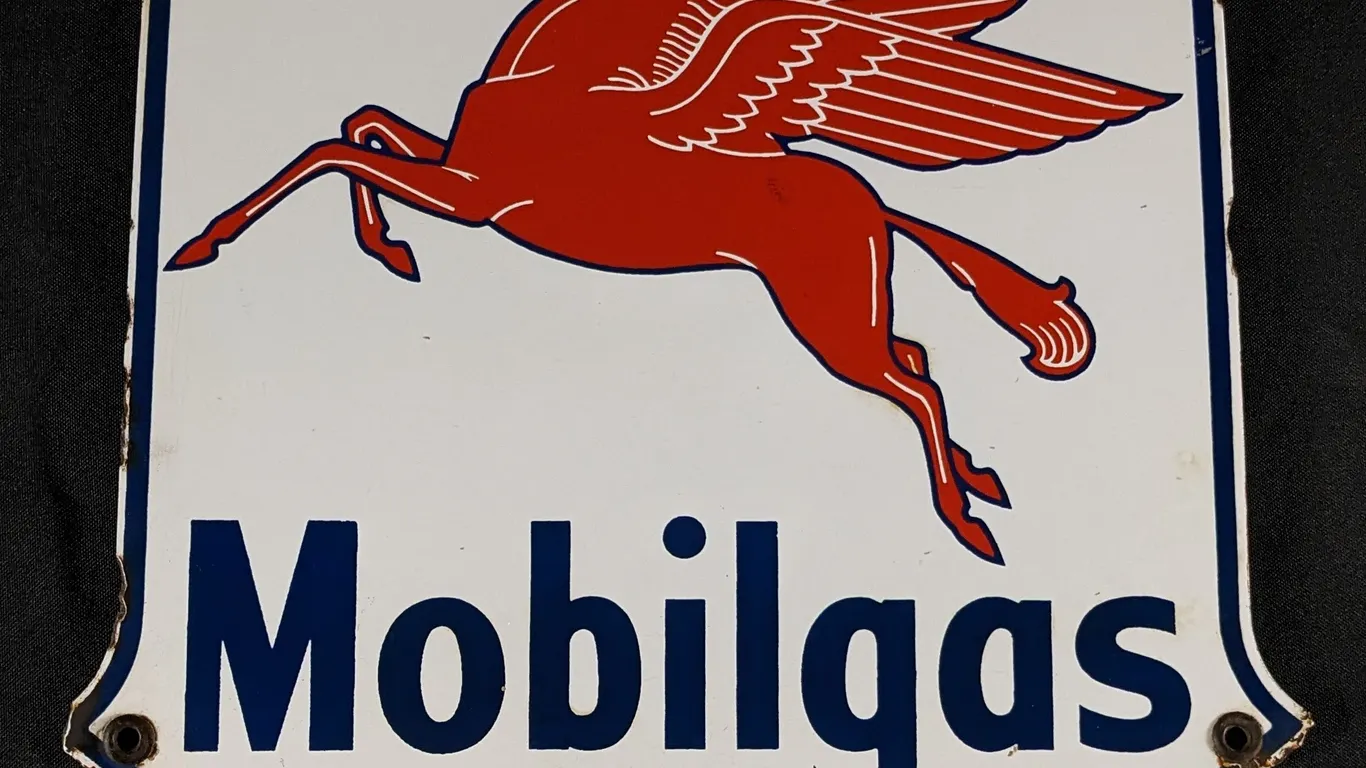 PORCELAIN GAS PUMP SIGN MOBIL MOBILGAS