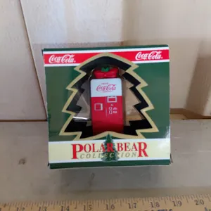 1995 Coca Cola Polar Bear Collection Vending Machine Ornament In Box