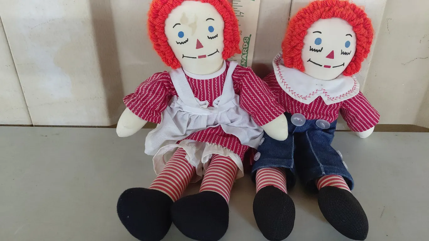 2 Vintage Raggedy Ann & Andy Dolls