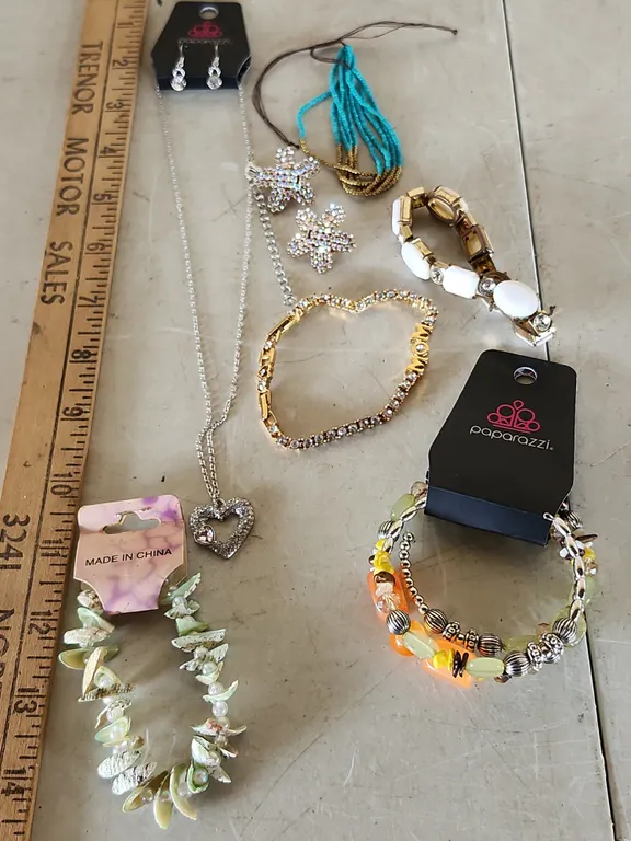 Paparazzi Earring/Necklace Set, Bracelet, 4 Unmarked Brackets, & 1 Pair Clip On Earrings