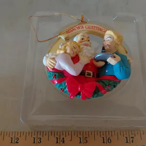 1997 Coca Cola Trim Tree Collection Santa Ornament In Box