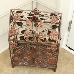 Floral & Leaf Magazine Rack