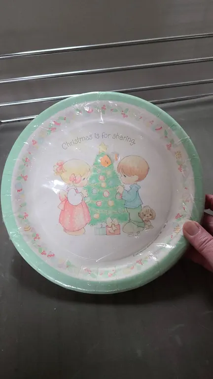 1993 Precious Moments Hallmark Christmas Is for Sharing Paper Plates, Set of 8, Holiday Tree Design,
