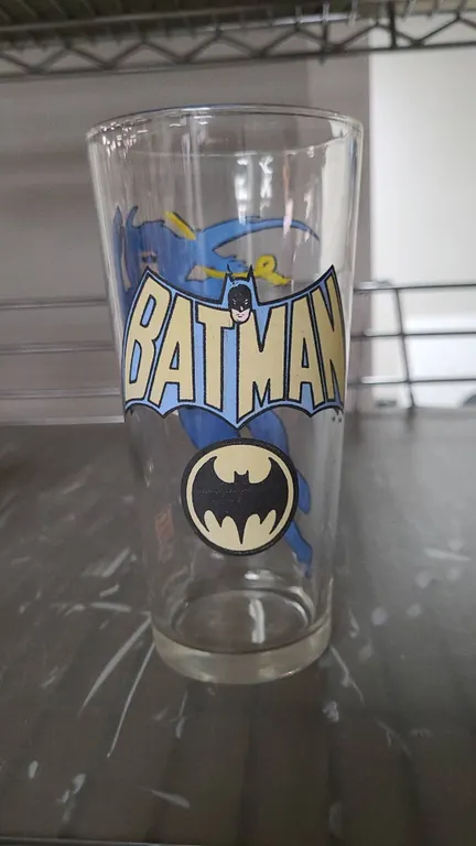 1986 DC Comics Batman Pepsi Collector Series Glass Featuring Classic Blue and Yellow Design DC Brand