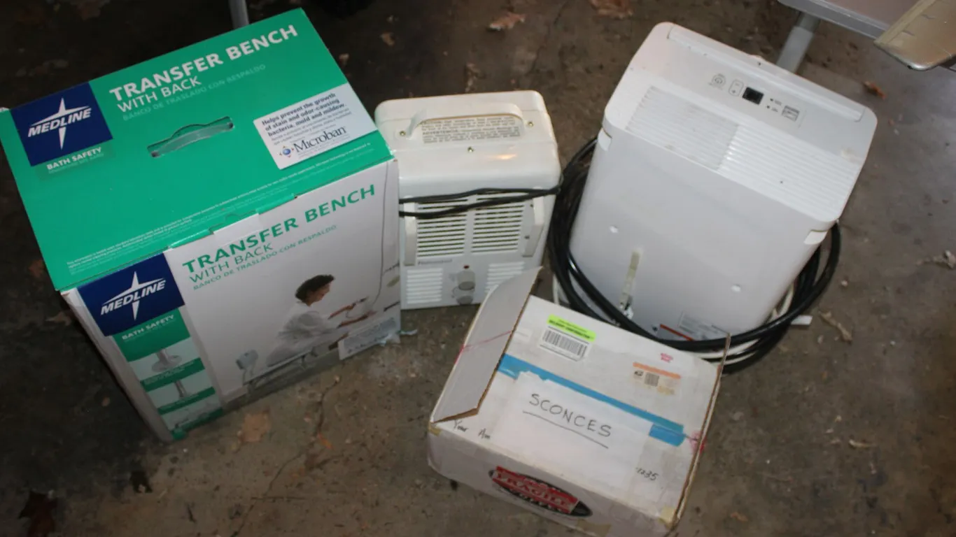 Medline Bench & Appliances