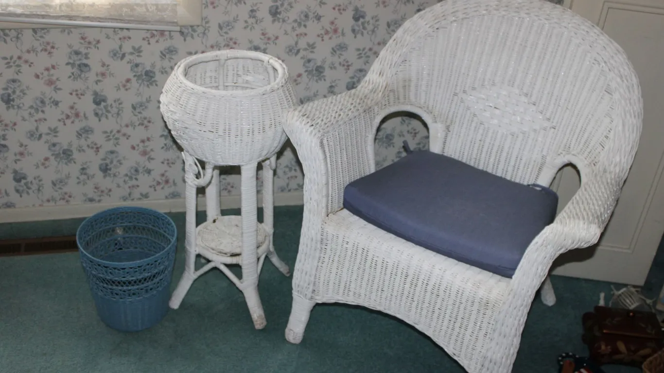 Wicker Chair & Planters