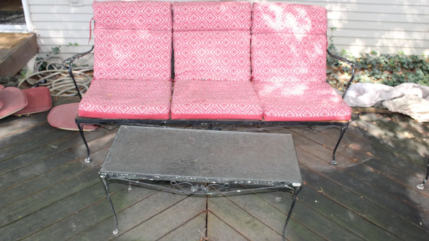 Patio Sofa & Coffee Table