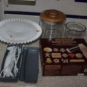 Wear-Ever Super Shooter & Kitchenware