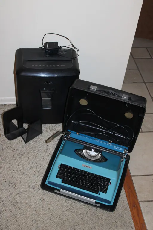 Ativa Shredder & Royal Electric Typewriter