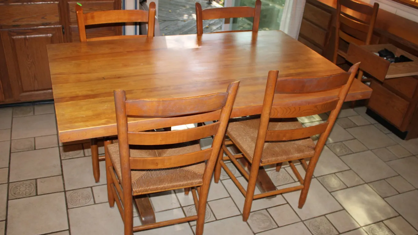 Mid-Century Dining Table & Chairs