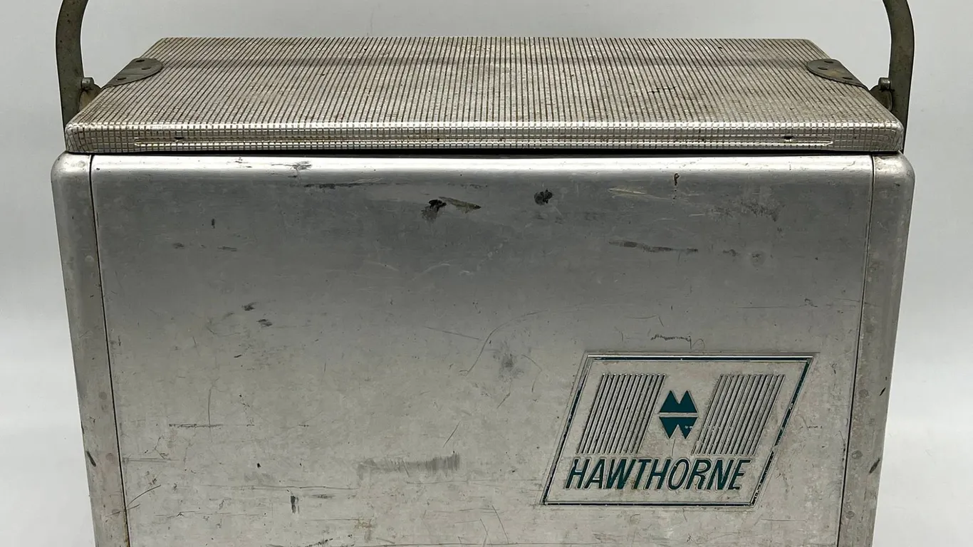Hawthorne Aluminum Cooler with Handle