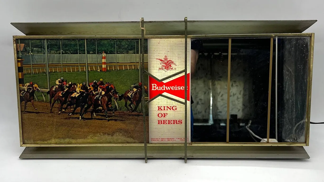 Budweiser Beer Light with Horse Racing Theme