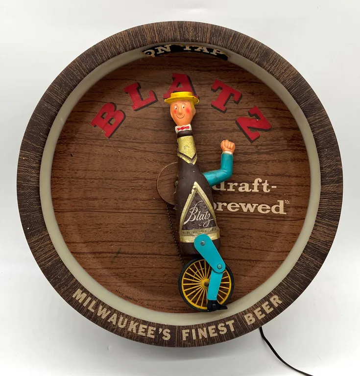 Blatz Milwaukee's Finest Beer Barrel Light Display