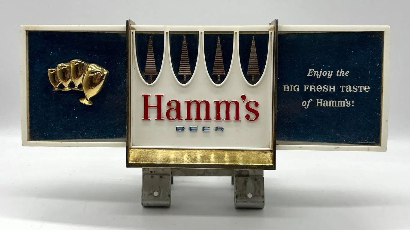 Hamm's Beer Lighted Sign with Mount