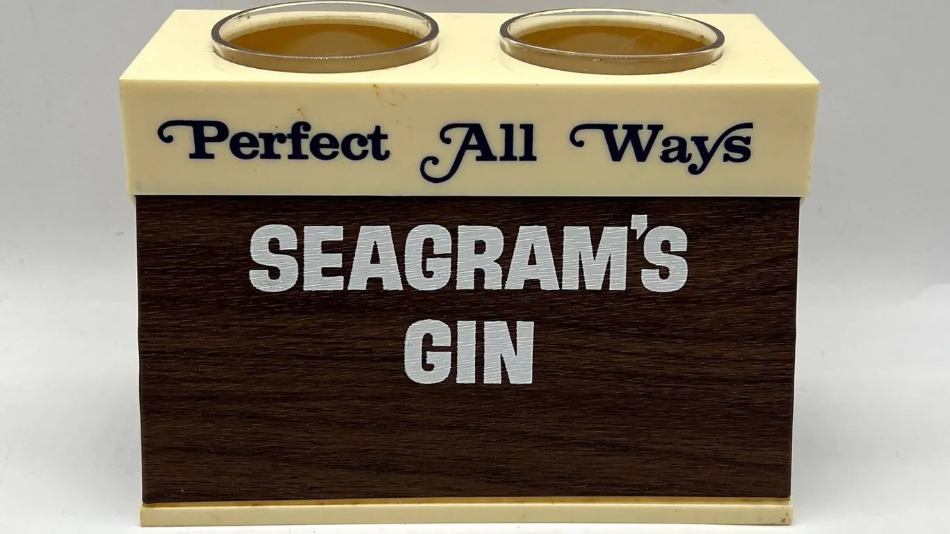 Seagram's Gin Branded Double Jigger Holder
