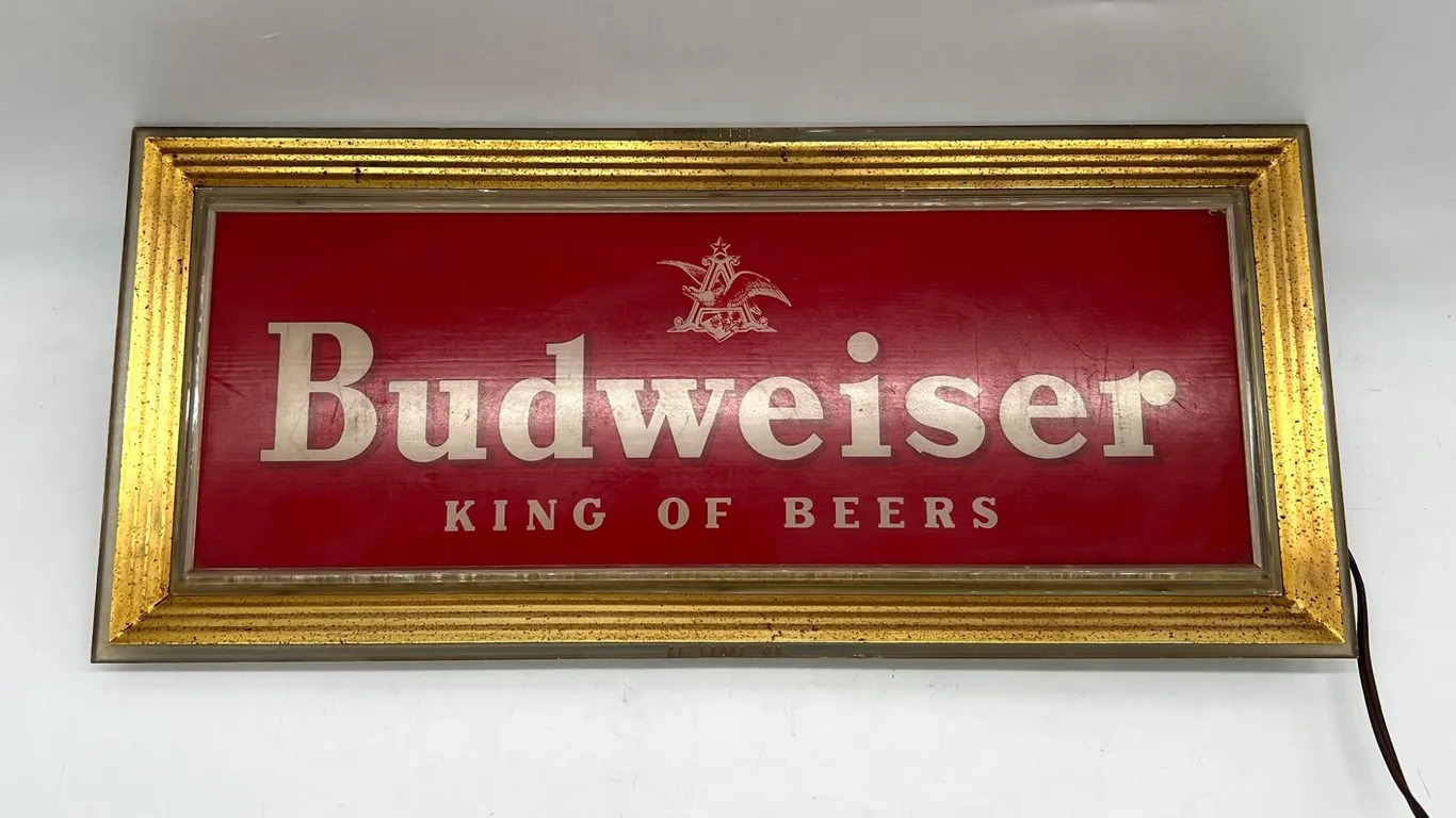 Budweiser King of Beers Lighted Sign