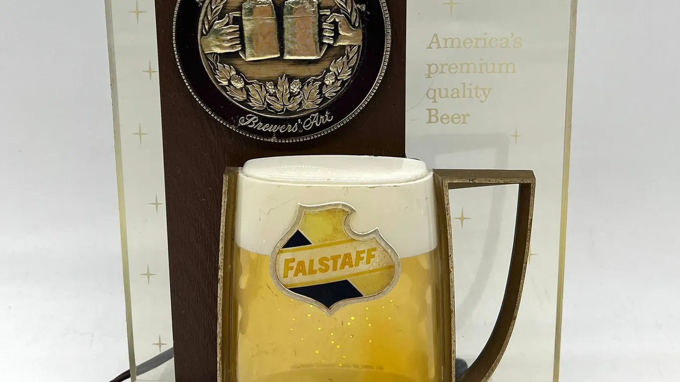 Falstaff Electric Beer Light with Mug Design