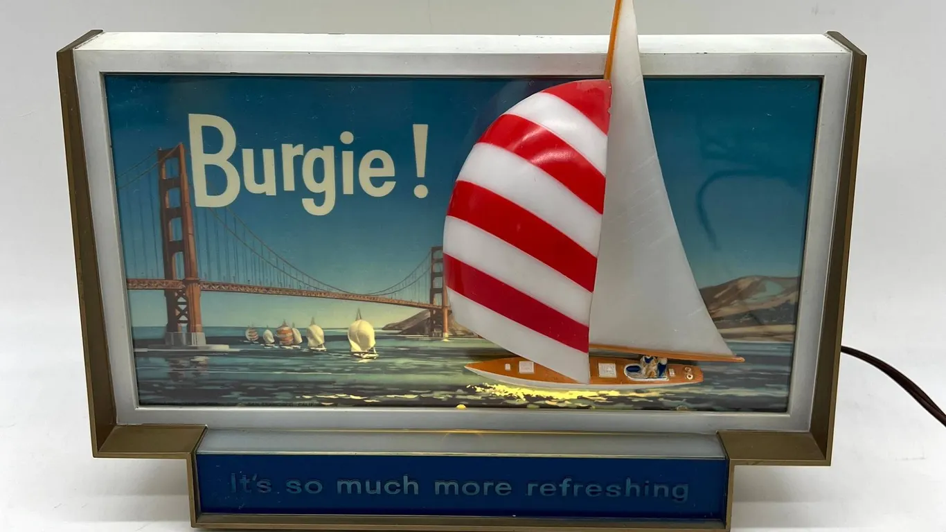 Burgie Illuminated Beer Light with Sailboat