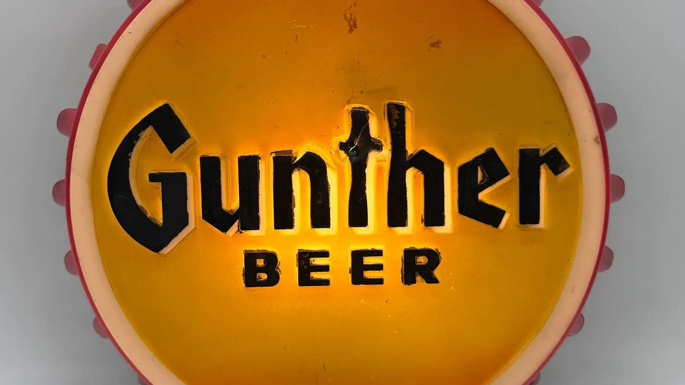 Gunther Beer Bottle Cap Light