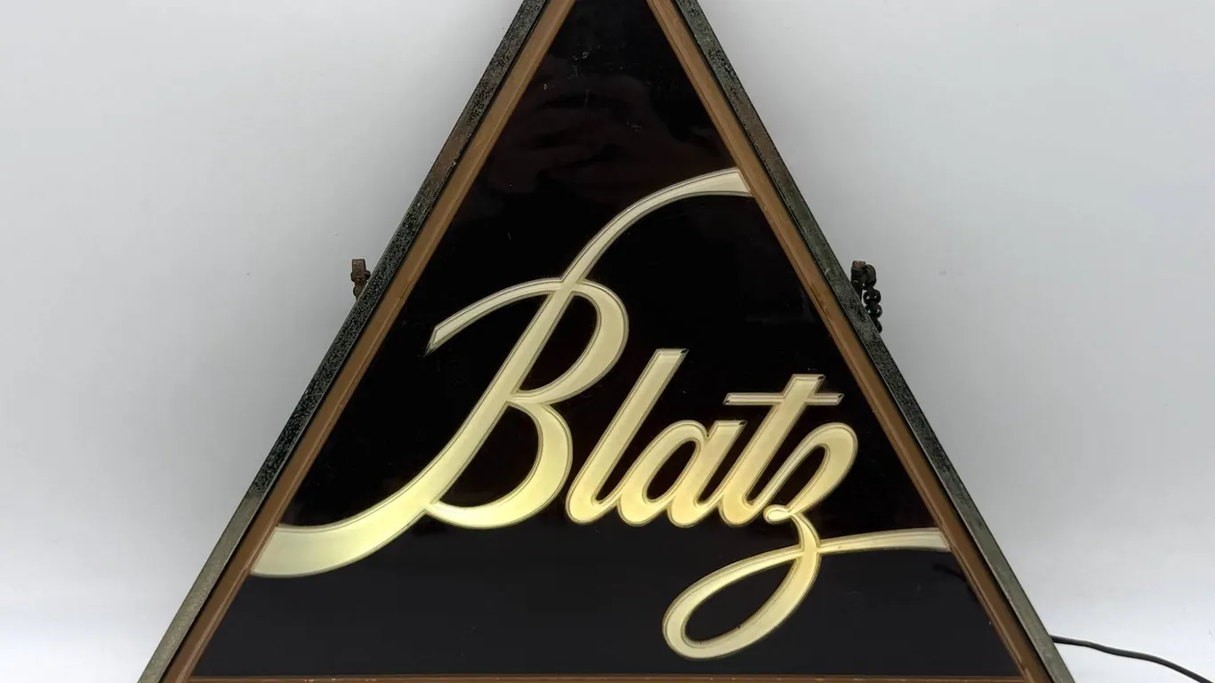Blatz Milwaukee's Finest Beer Lighted Sign