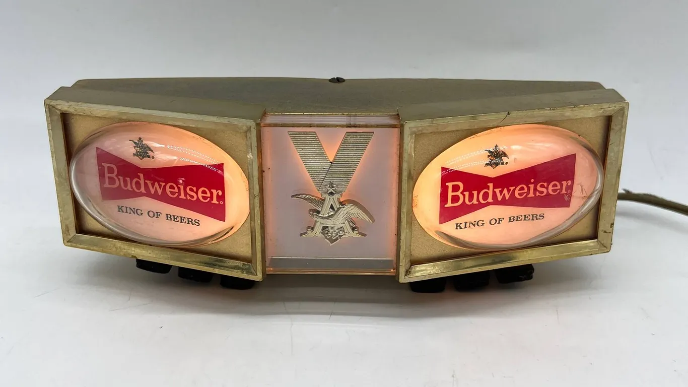 Budweiser Beer Light Bar Sign