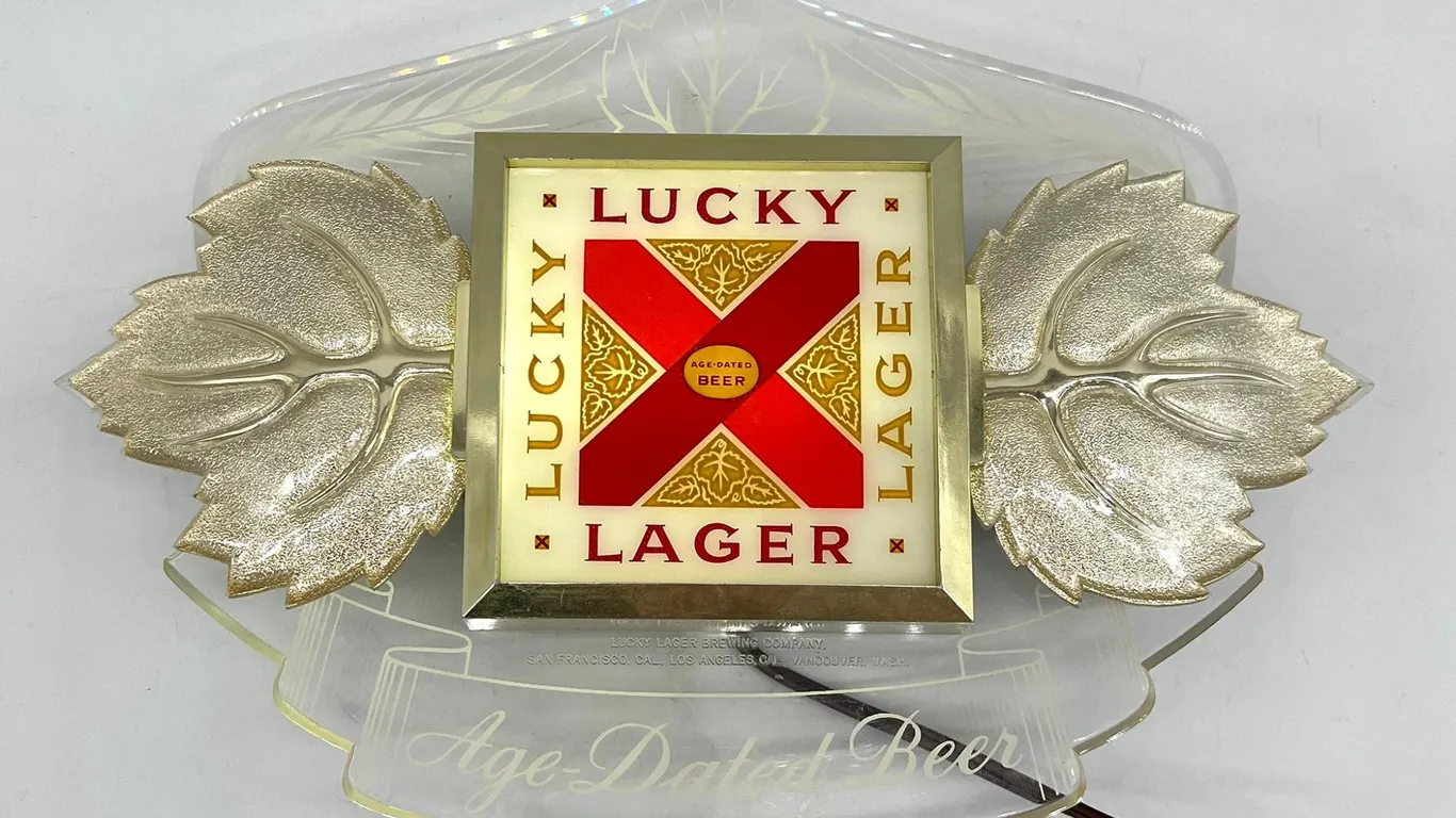 Lucky Lager Beer Light Sign