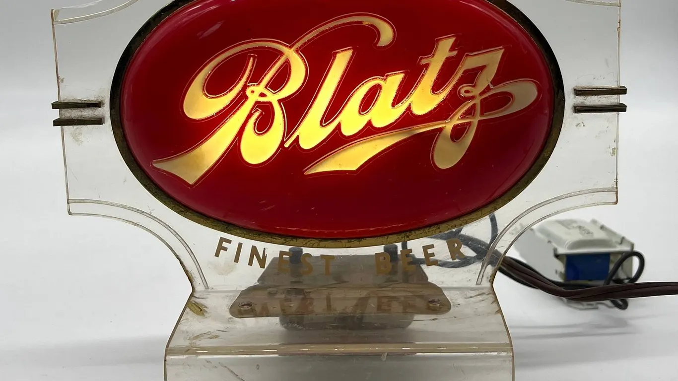 Blatz Milwaukee's Finest Beer Lighted Sign