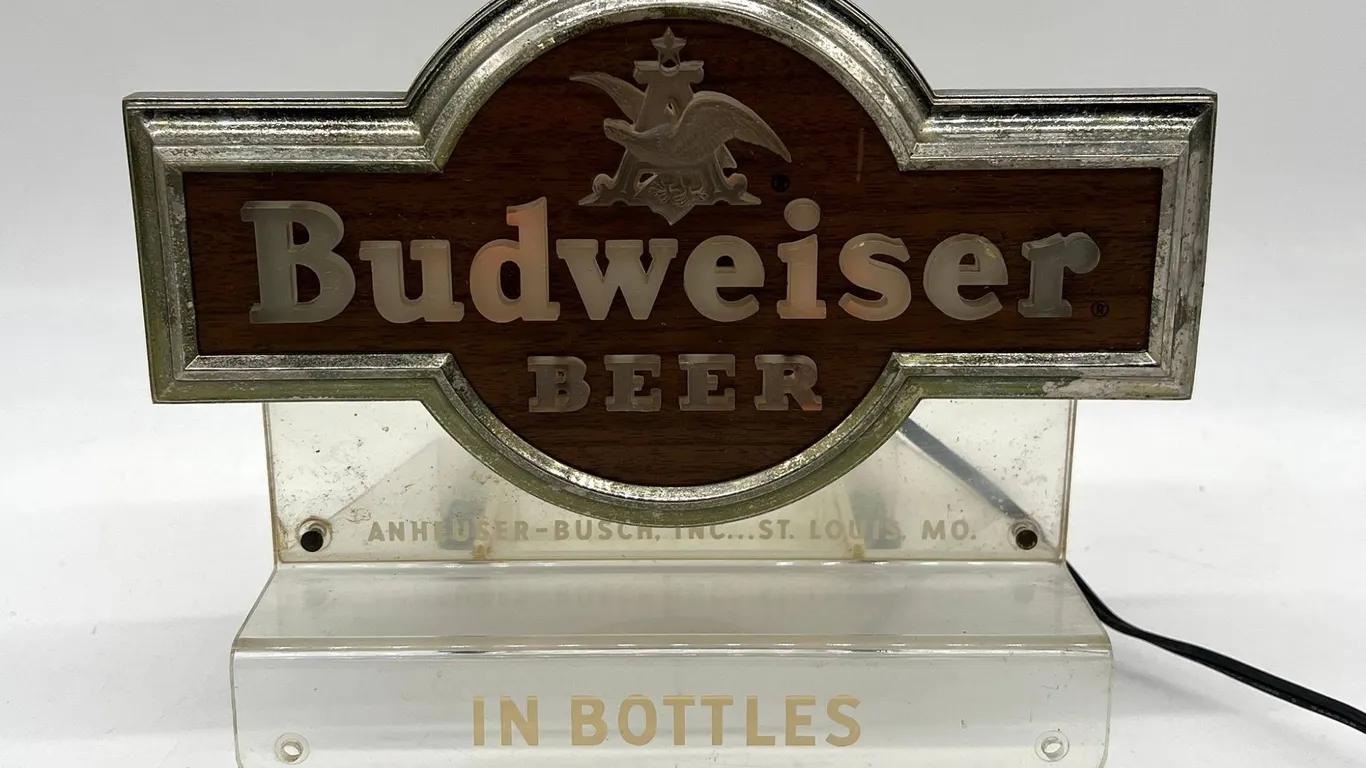 Budweiser Beer Lighted Display Sign