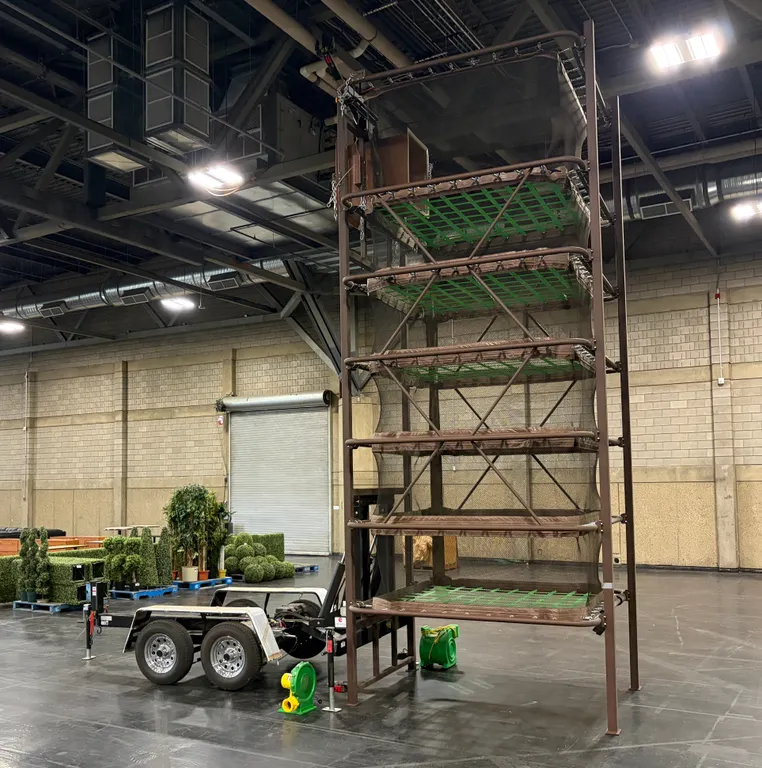 EXTREME ENGINEERING MOBILE SPIDER ZONE CLIMBING ATTRACTION *MISSING INFLATABLE SLIDE*