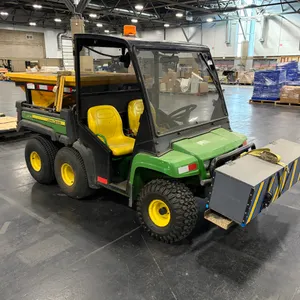 2015 JOHN DEERE TH GATOR UTILITY VEHICLE WITH SNOWEX VEE PRO 3000 SPREADER