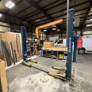 BISHAMON GP-9 9,000 LB TWO-POST AUTOMOTIVE LIFT
