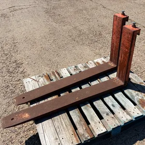 PAIR OF 48" X 5" HEAVY-DUTY FORKLIFT FORKS