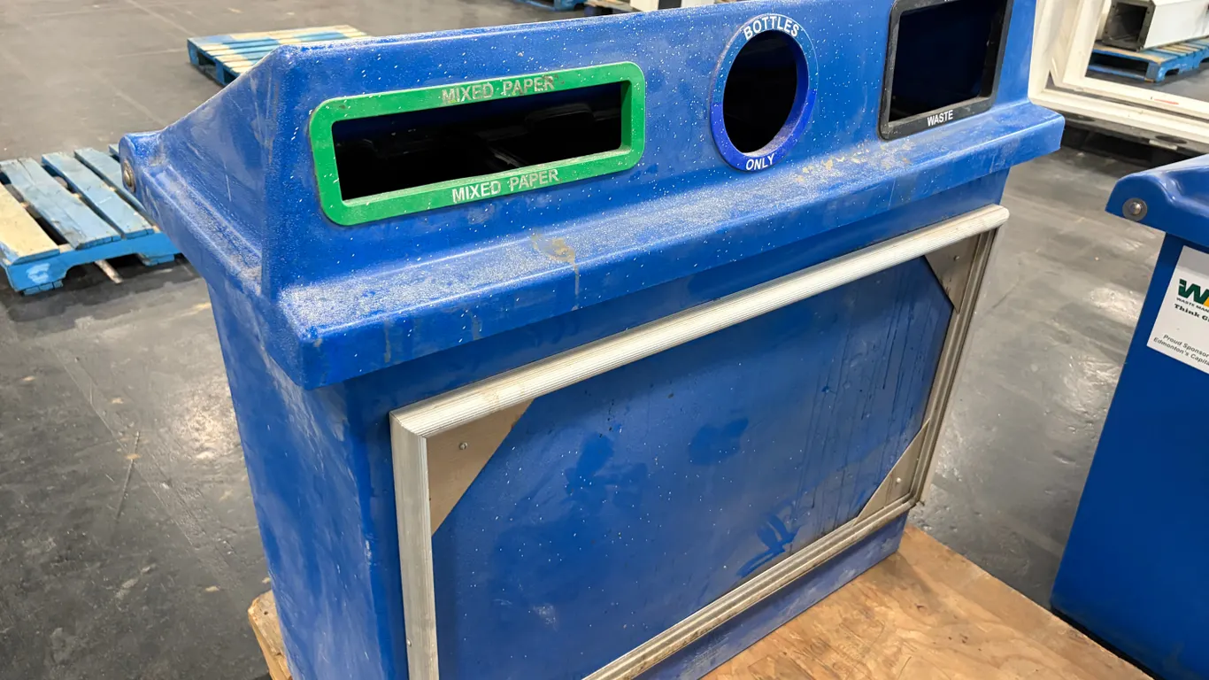 COMMERCIAL 3-STREAM RECYCLING & WASTE STATION