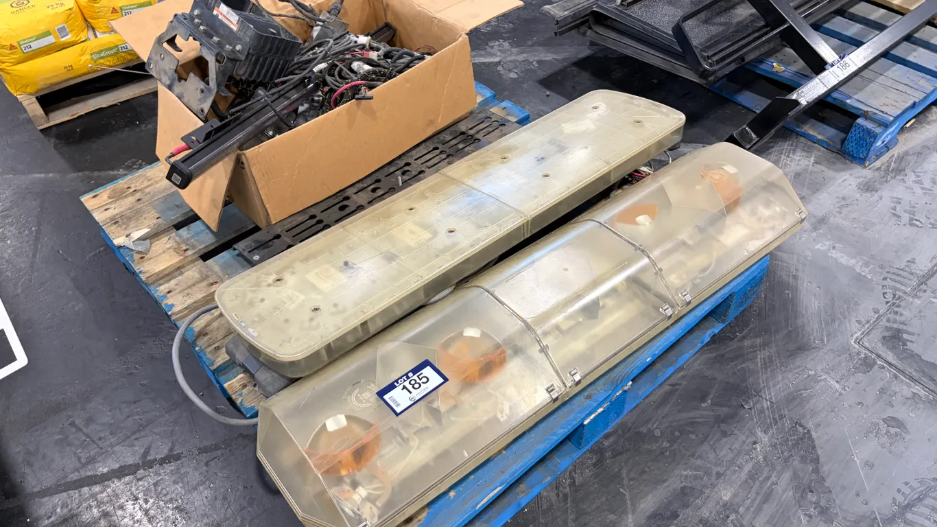 VEHICLE LIGHT BARS